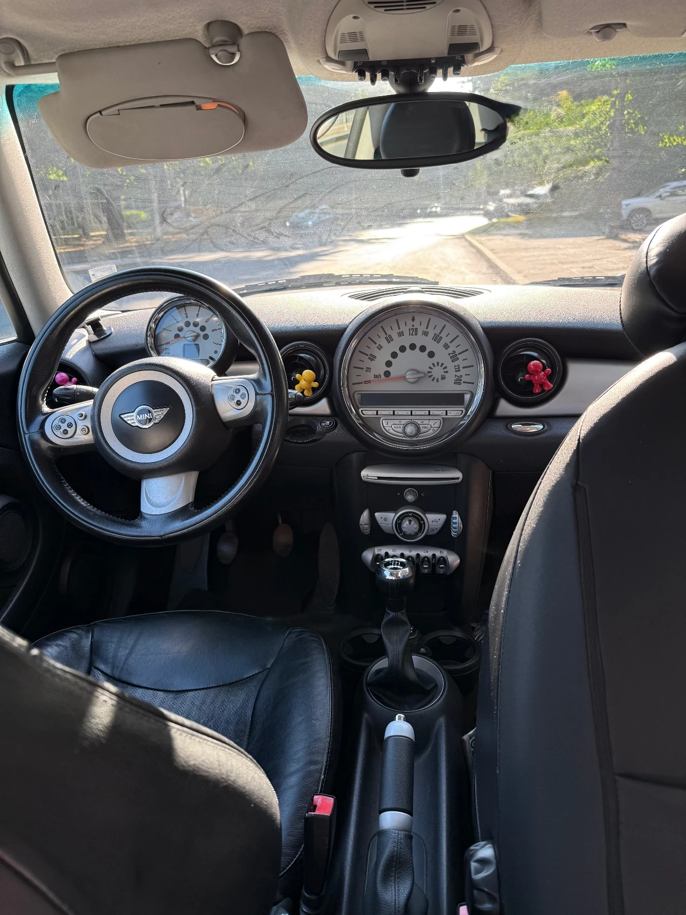 Mini D one, снимка 14 - Автомобили и джипове - 55385067