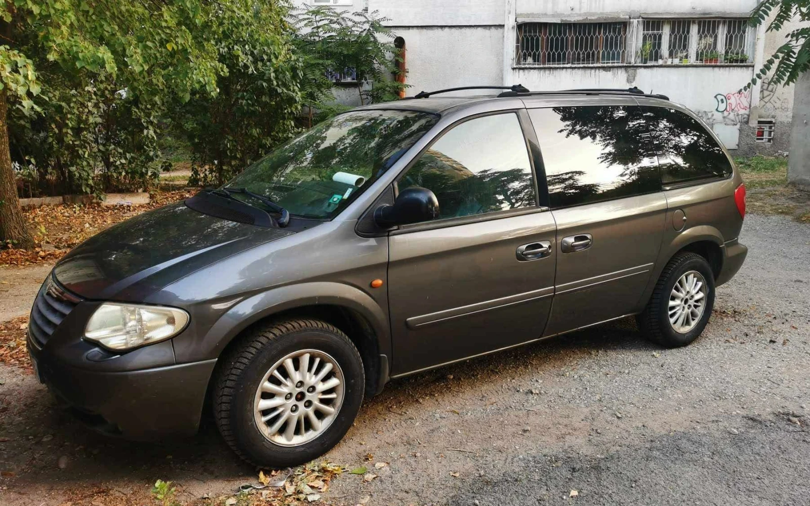 Chrysler Voyager, снимка 3 - Автомобили и джипове - 55558145