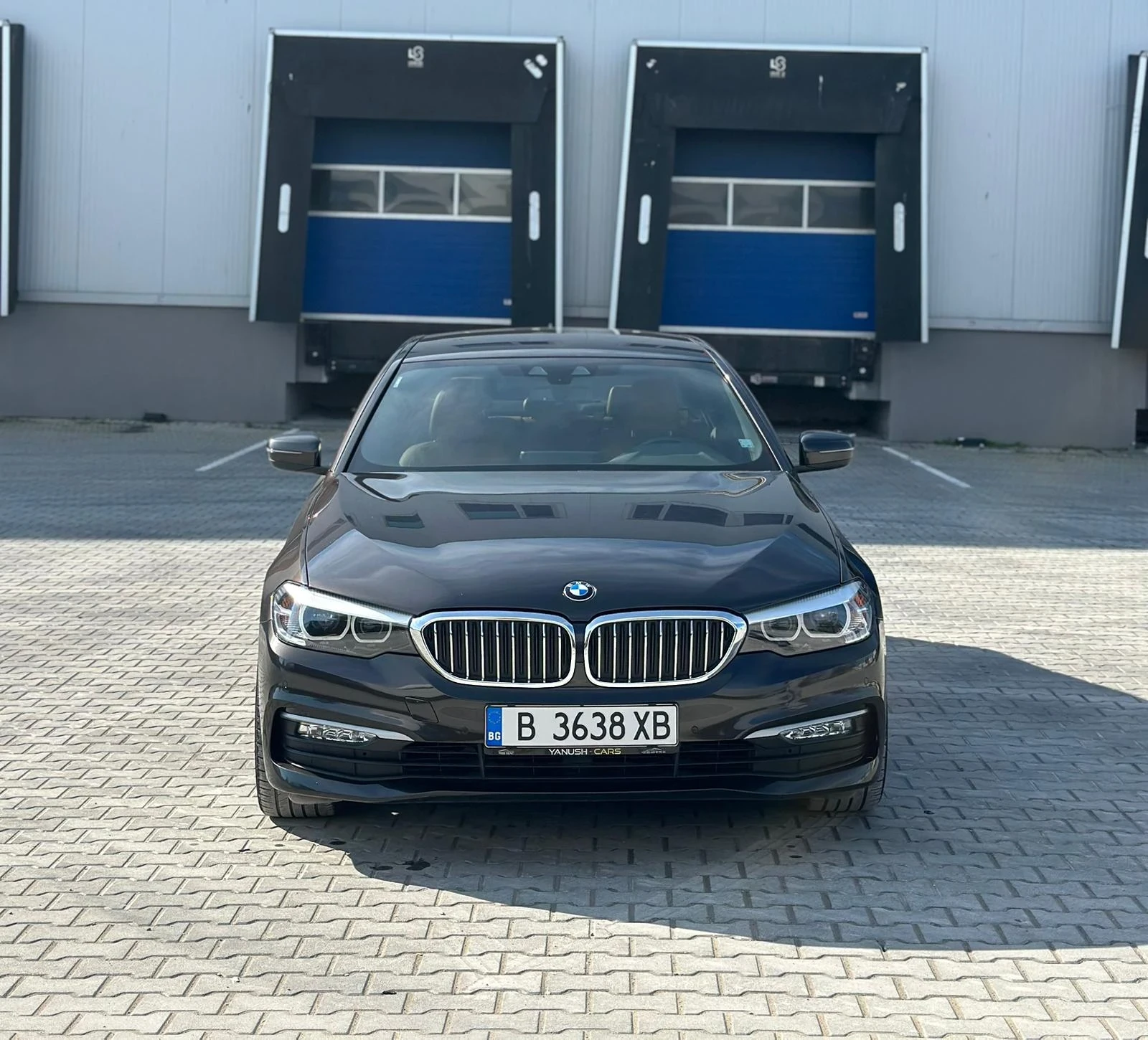 BMW 520, снимка 13 - Автомобили и джипове - 55611450