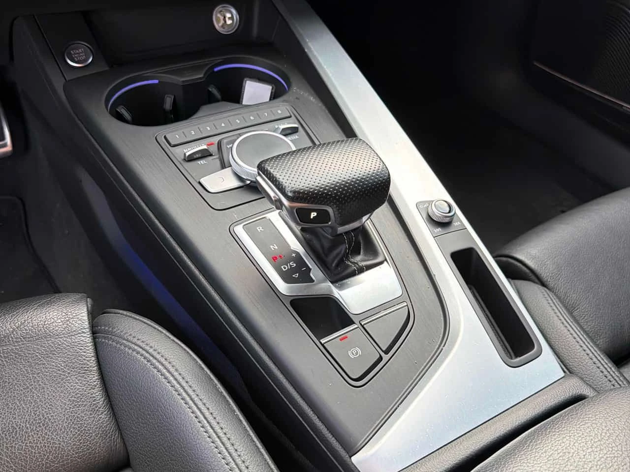 Audi A5 Technik  CARFAX, снимка 17 - Автомобили и джипове - 55662022