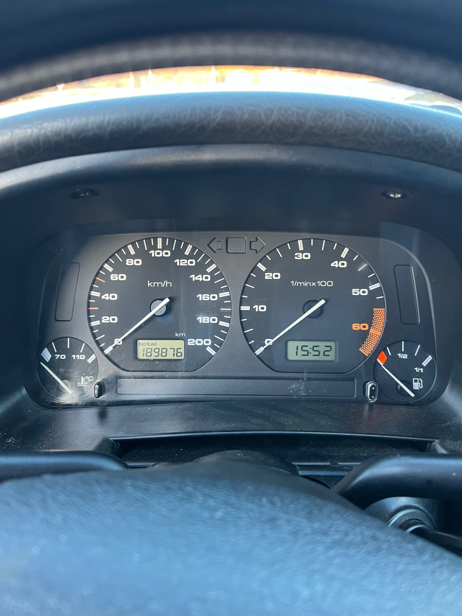 VW Polo 1.4 Газ, снимка 10 - Автомобили и джипове - 55891469