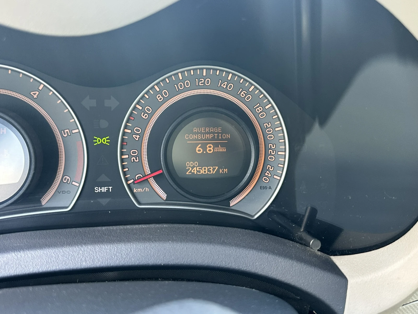 Toyota Auris D-4D, 126 �.�., Keyless, 6 ��������, ����������� | Mobile.bg � ����������� 10