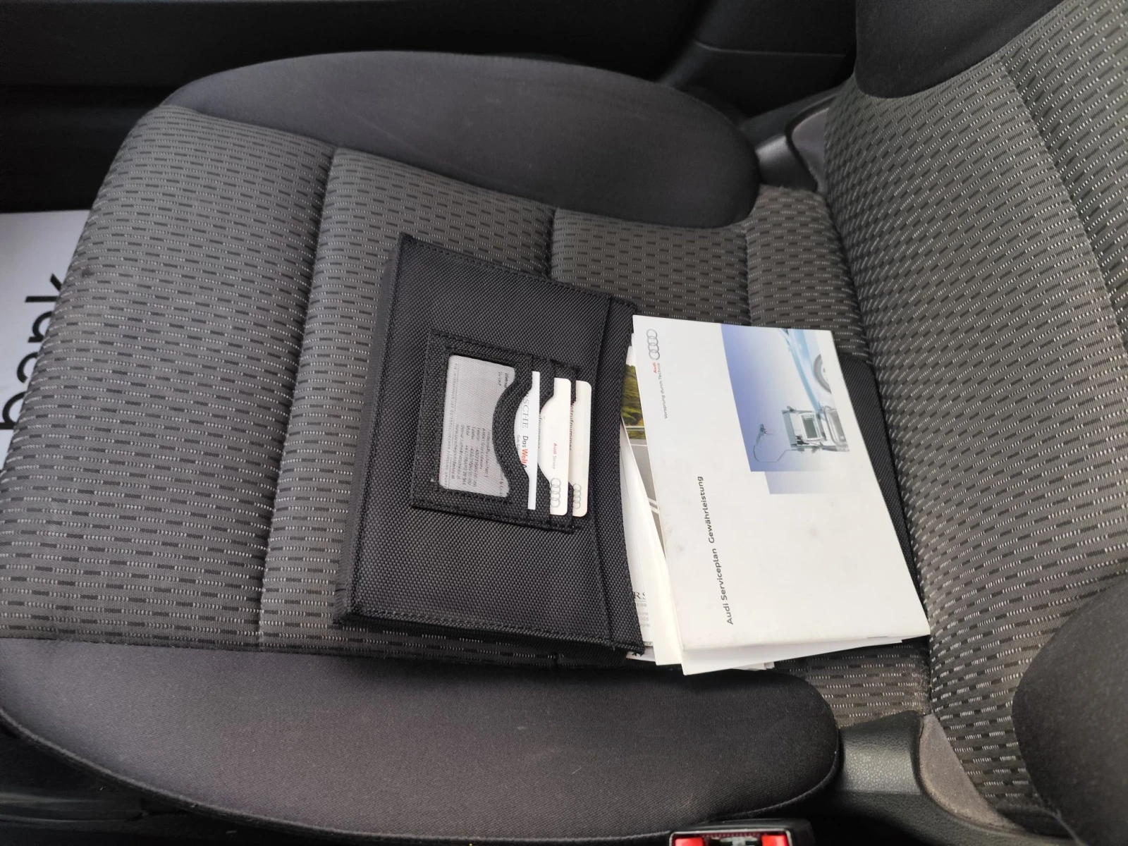 Audi A3 1.6 ТДИ, снимка 12 - Автомобили и джипове - 56650614