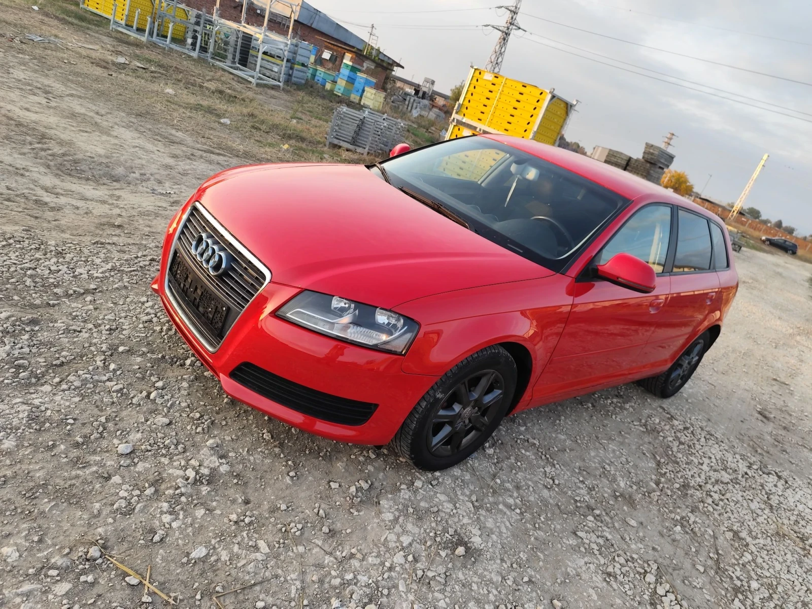 Audi A3 1.6 ТДИ, снимка 4 - Автомобили и джипове - 56650614