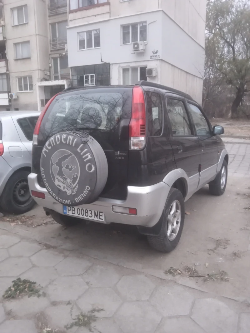 Daihatsu Terios 1.6, снимка 3 - Автомобили и джипове - 48207441