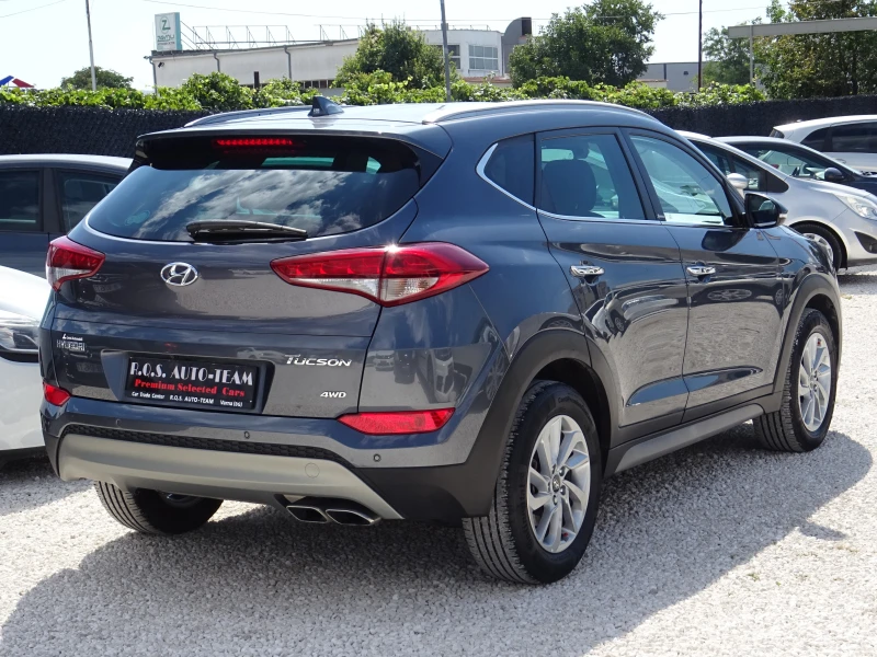Hyundai Tucson, снимка 5 - Автомобили и джипове - 52018418