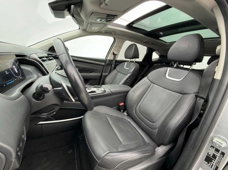 Hyundai Tucson, снимка 10 - Автомобили и джипове - 52892937