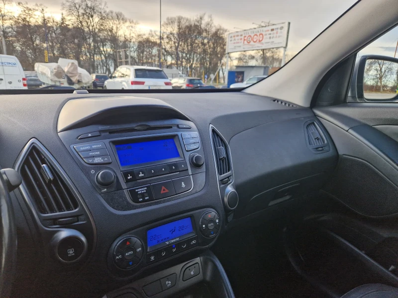 Hyundai IX35 1.7 CRDI-Facelift- Xpossible, снимка 11 - Автомобили и джипове - 53045581