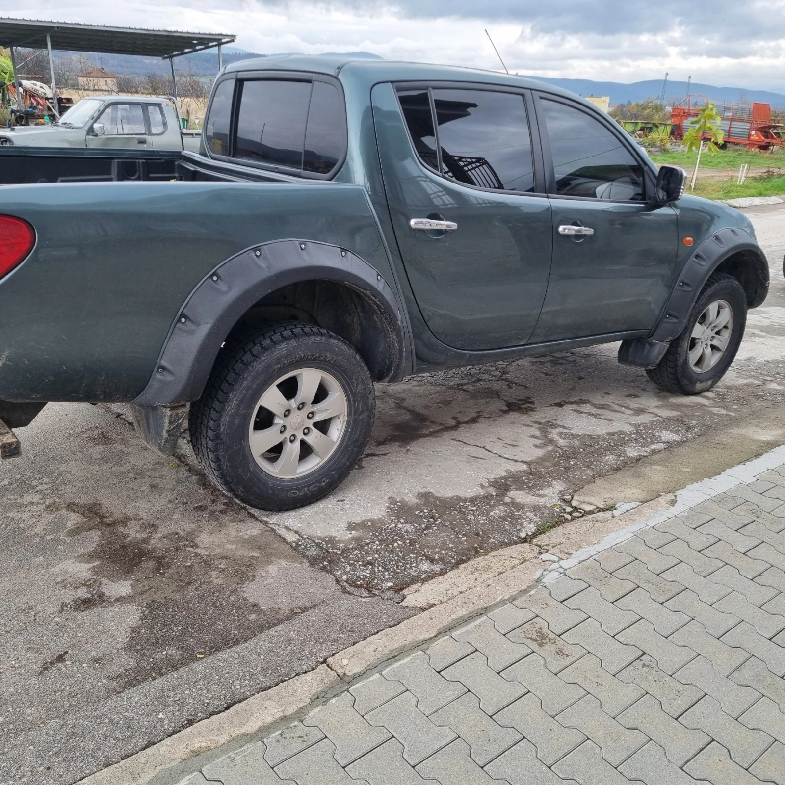 Mitsubishi L200  - изображение 3