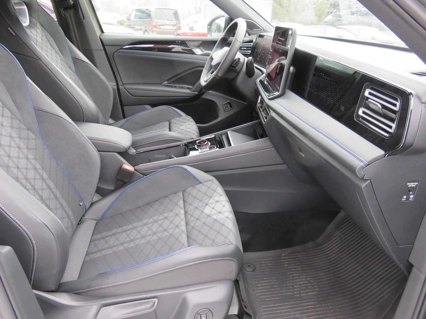 VW Tiguan R-Line Plus 1.5 eHybrid OPF DSG | Mobile.bg � ����������� 5