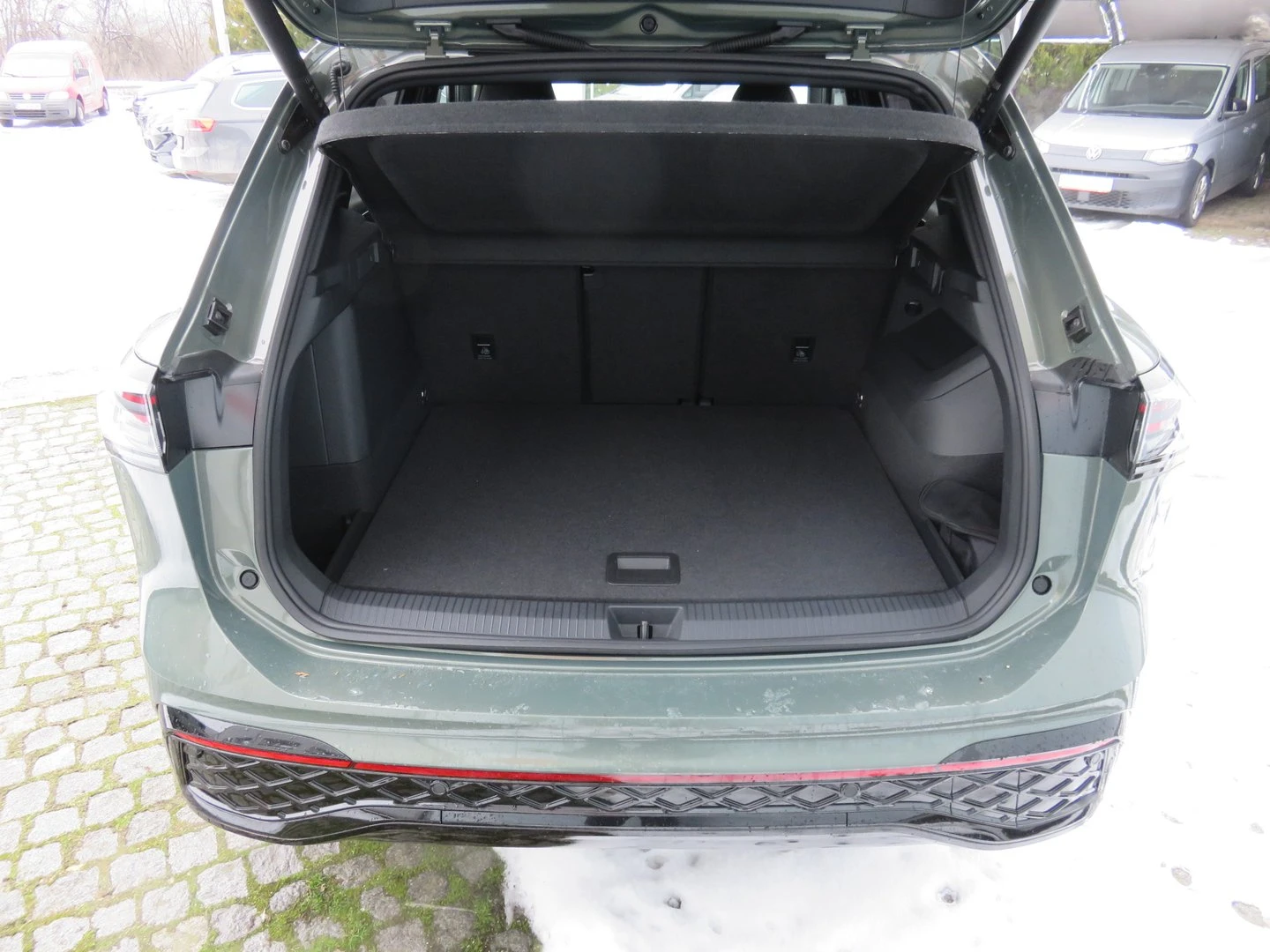 VW Tiguan R-Line Plus 1.5 eHybrid OPF DSG | Mobile.bg � ����������� 7