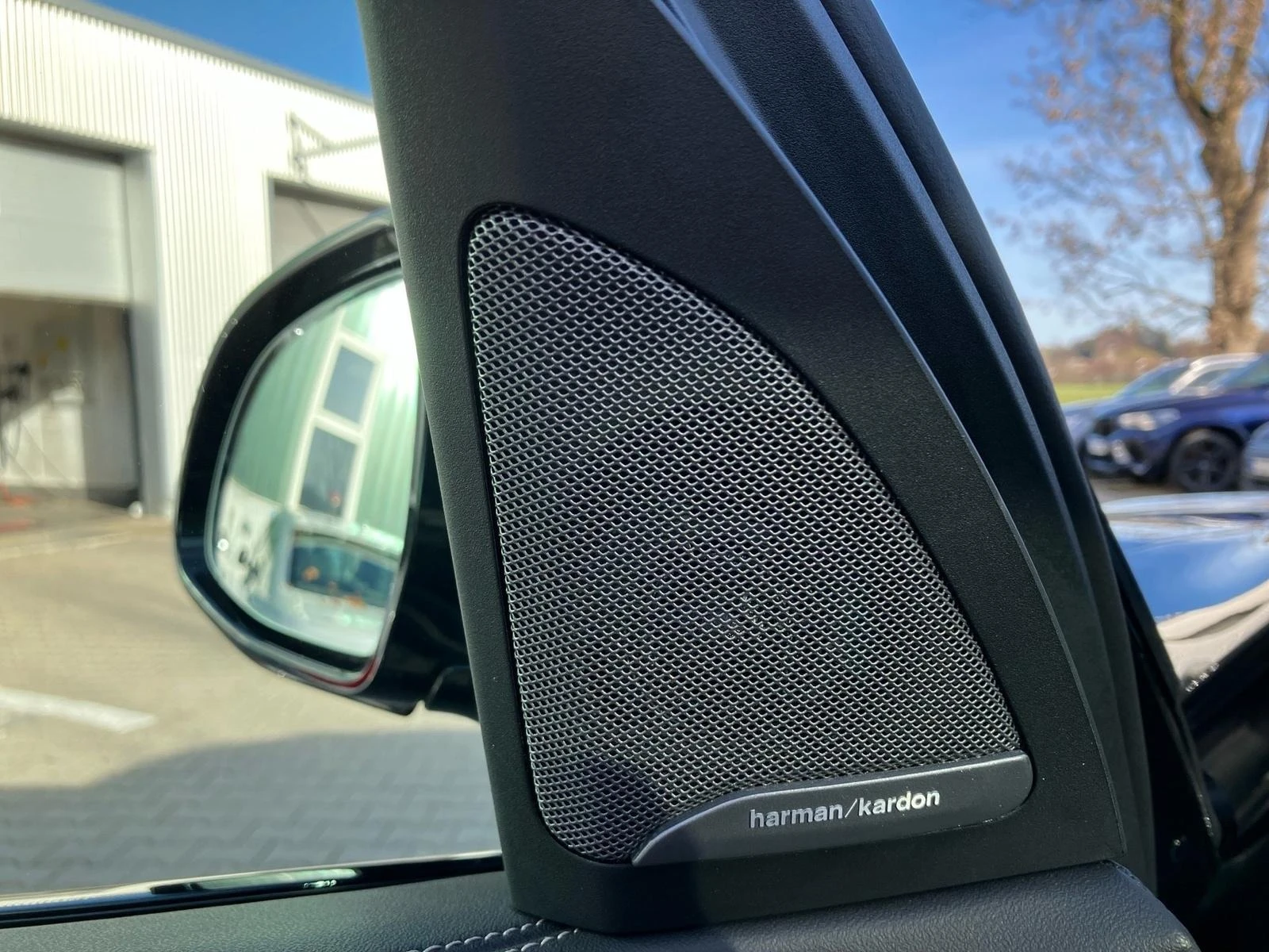 BMW X5 M60i/xDrive/FACELIFT/H&K/360/PANO/22/ - изображение 6