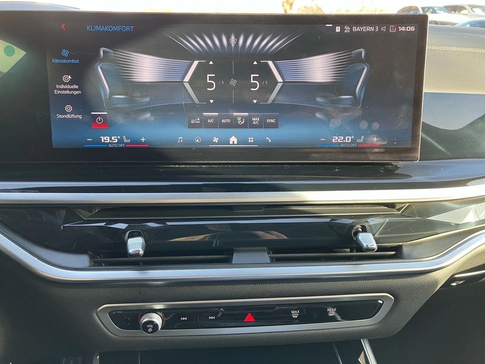 BMW X5 M60i/xDrive/FACELIFT/H&K/360/PANO/22/ - изображение 9