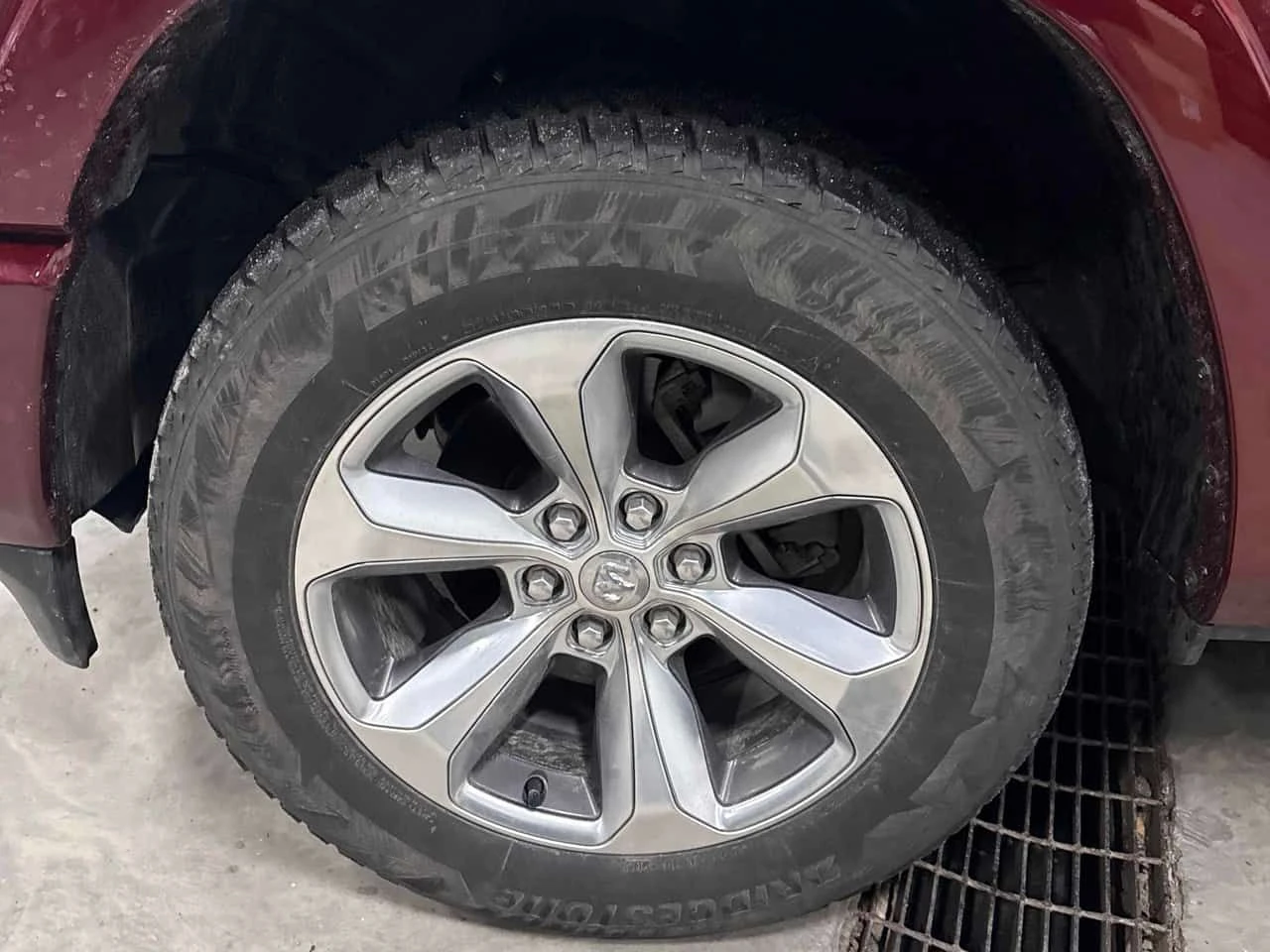 Dodge RAM 1500  Limited /DISTRONIC/ОБДУХВАНЕ/ ВЪЗДУХ, снимка 7 - Автомобили и джипове - 53923478