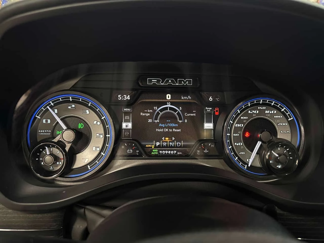 Dodge RAM 1500  Limited /DISTRONIC/ОБДУХВАНЕ/ ВЪЗДУХ, снимка 8 - Автомобили и джипове - 53923478