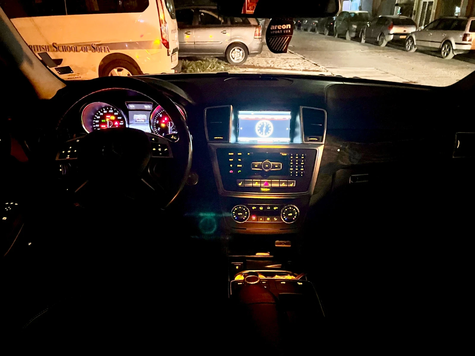 Mercedes-Benz GL 450, снимка 11 - Автомобили и джипове - 53963210