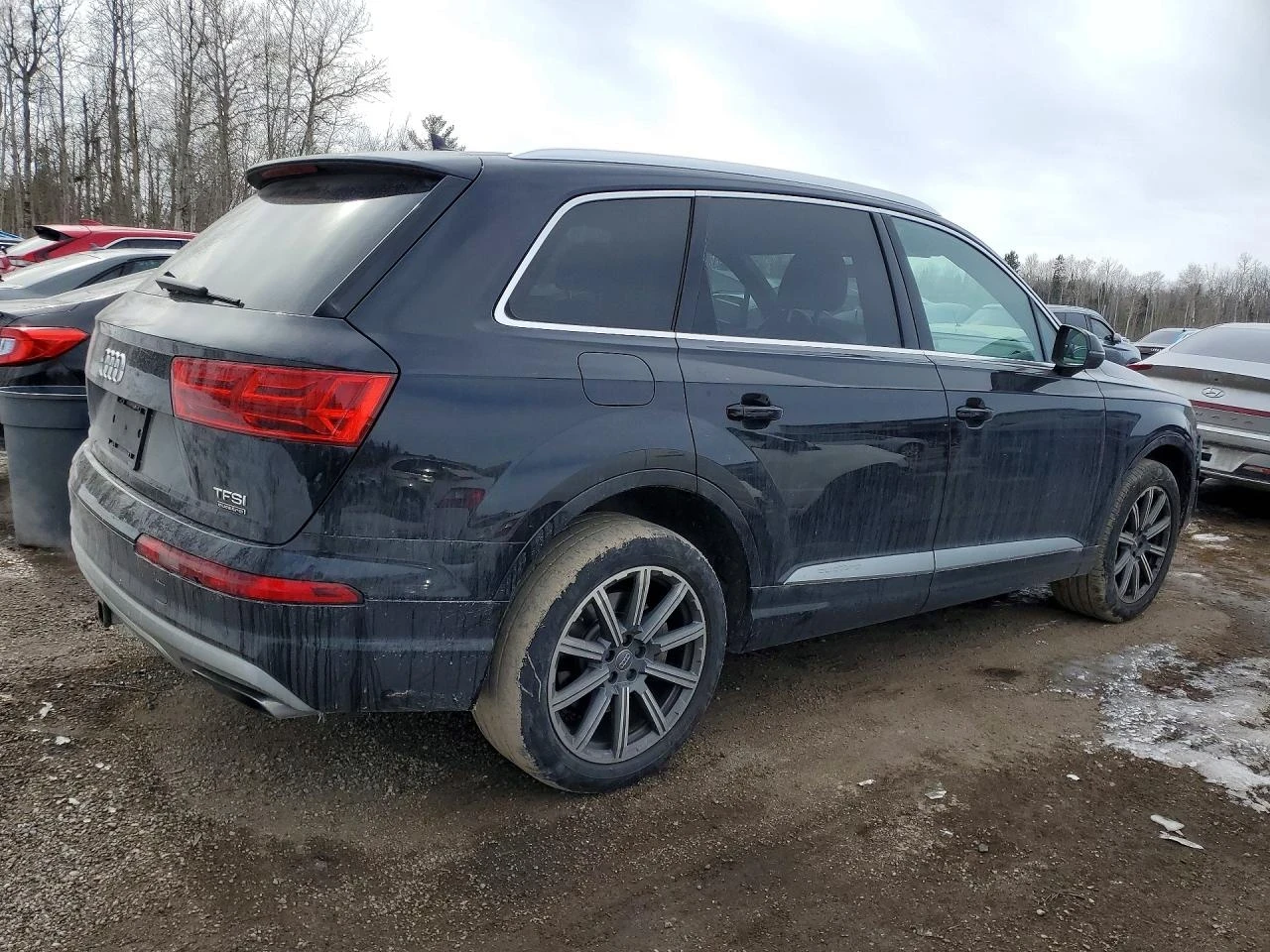 Audi Q7 PREMIUM | 7 МЕСТА | KEYLESS | ЗАДНА КАМЕРА | , снимка 4 - Автомобили и джипове - 54077145
