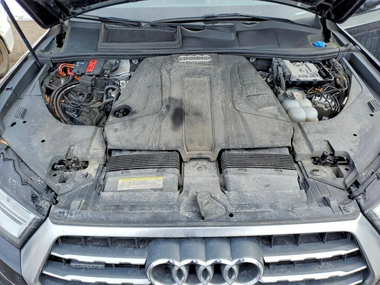 Audi Q7 PREMIUM | 7 МЕСТА | KEYLESS | ЗАДНА КАМЕРА | , снимка 12 - Автомобили и джипове - 54077145