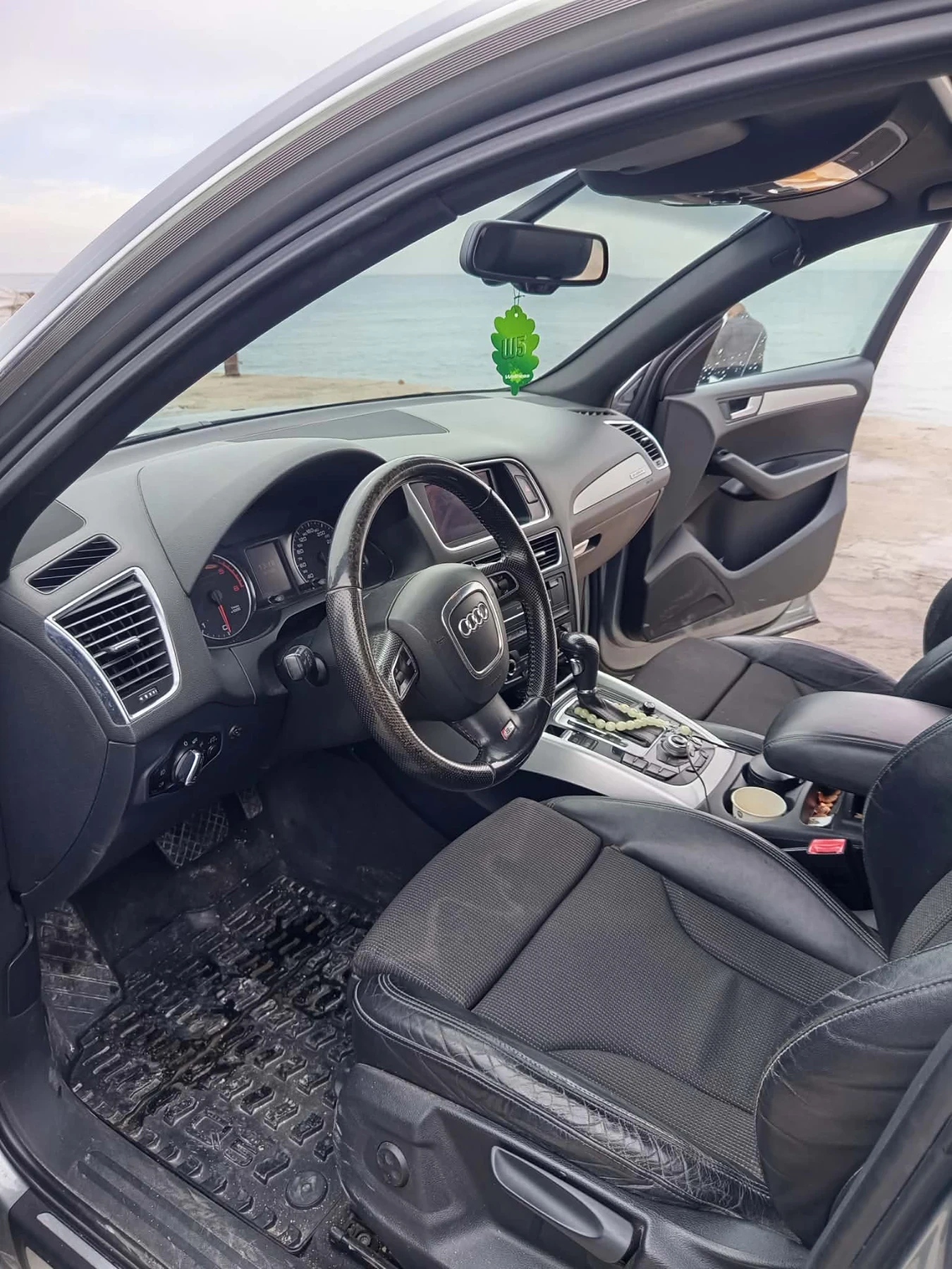 Audi Q5, снимка 9 - Автомобили и джипове - 54171958