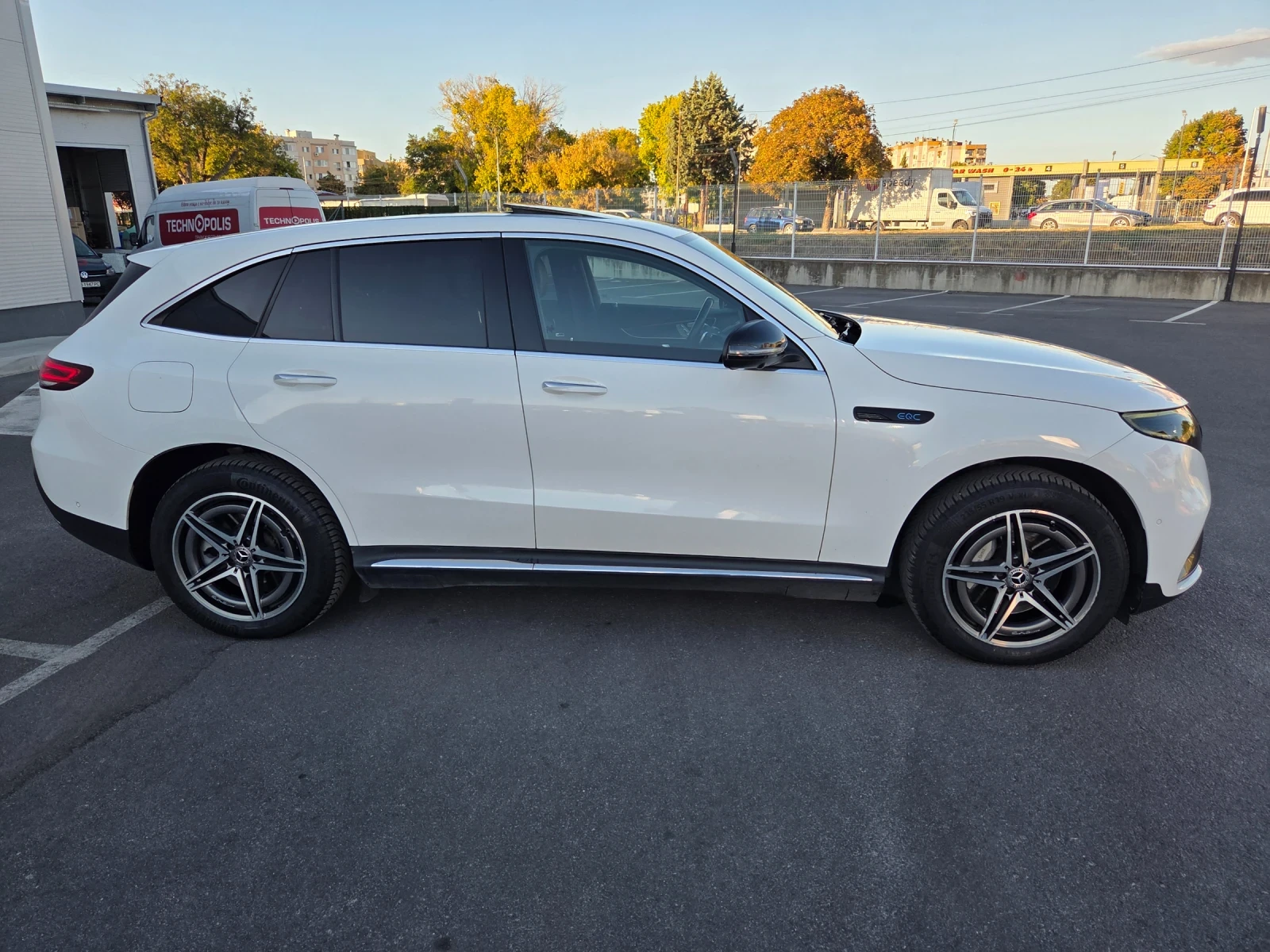 Mercedes-Benz EQC 74Kw 435km лизинг , снимка 2 - Автомобили и джипове - 55279493
