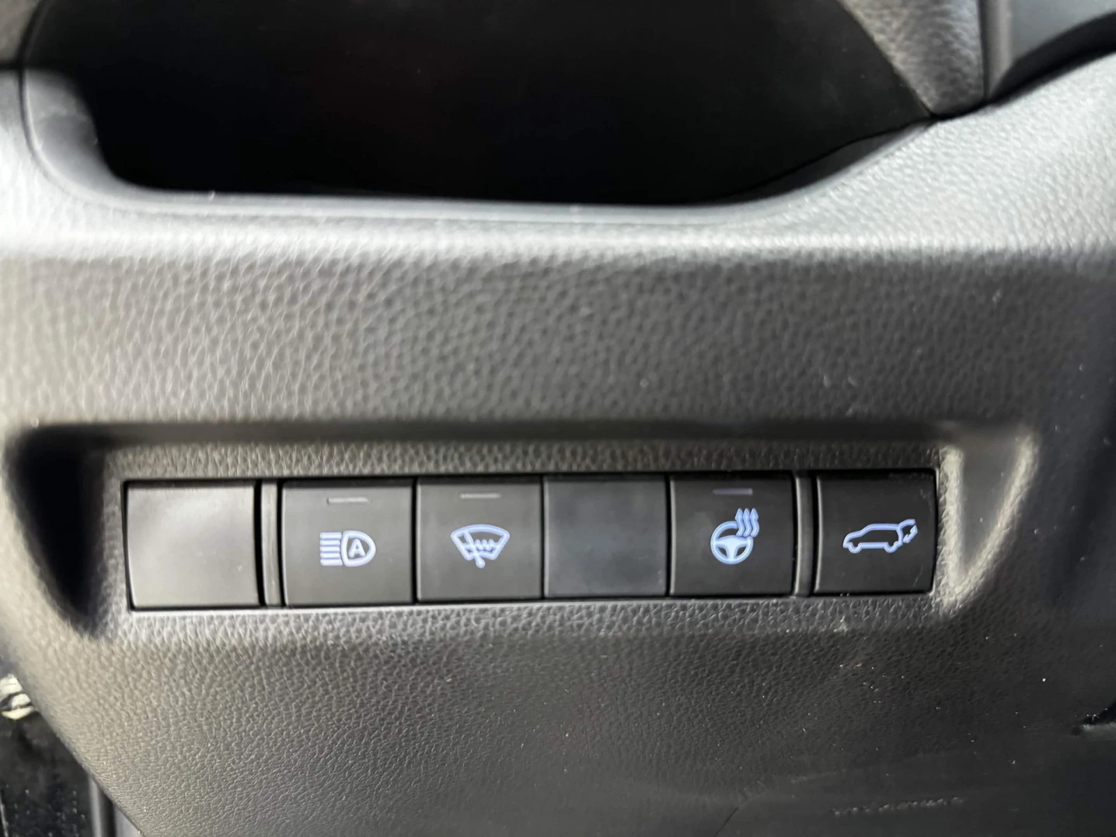 Toyota Rav4 Бензин/4x4/Lane Assist/Distonic/Камера, снимка 14 - Автомобили и джипове - 55571912