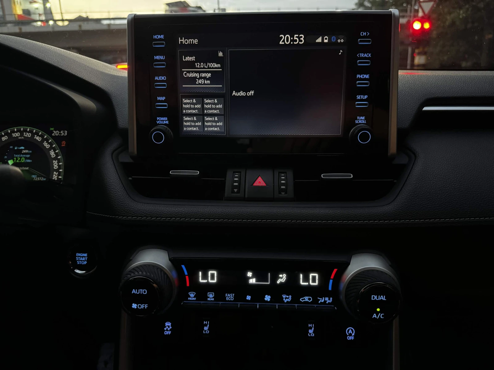 Toyota Rav4 Бензин/4x4/Lane Assist/Distonic/Камера, снимка 15 - Автомобили и джипове - 55571912