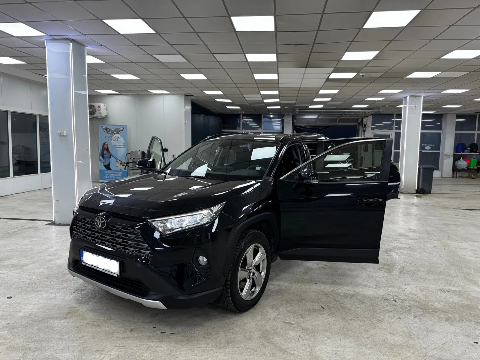 Toyota Rav4 Бензин/4x4/Lane Assist/Distonic/Камера