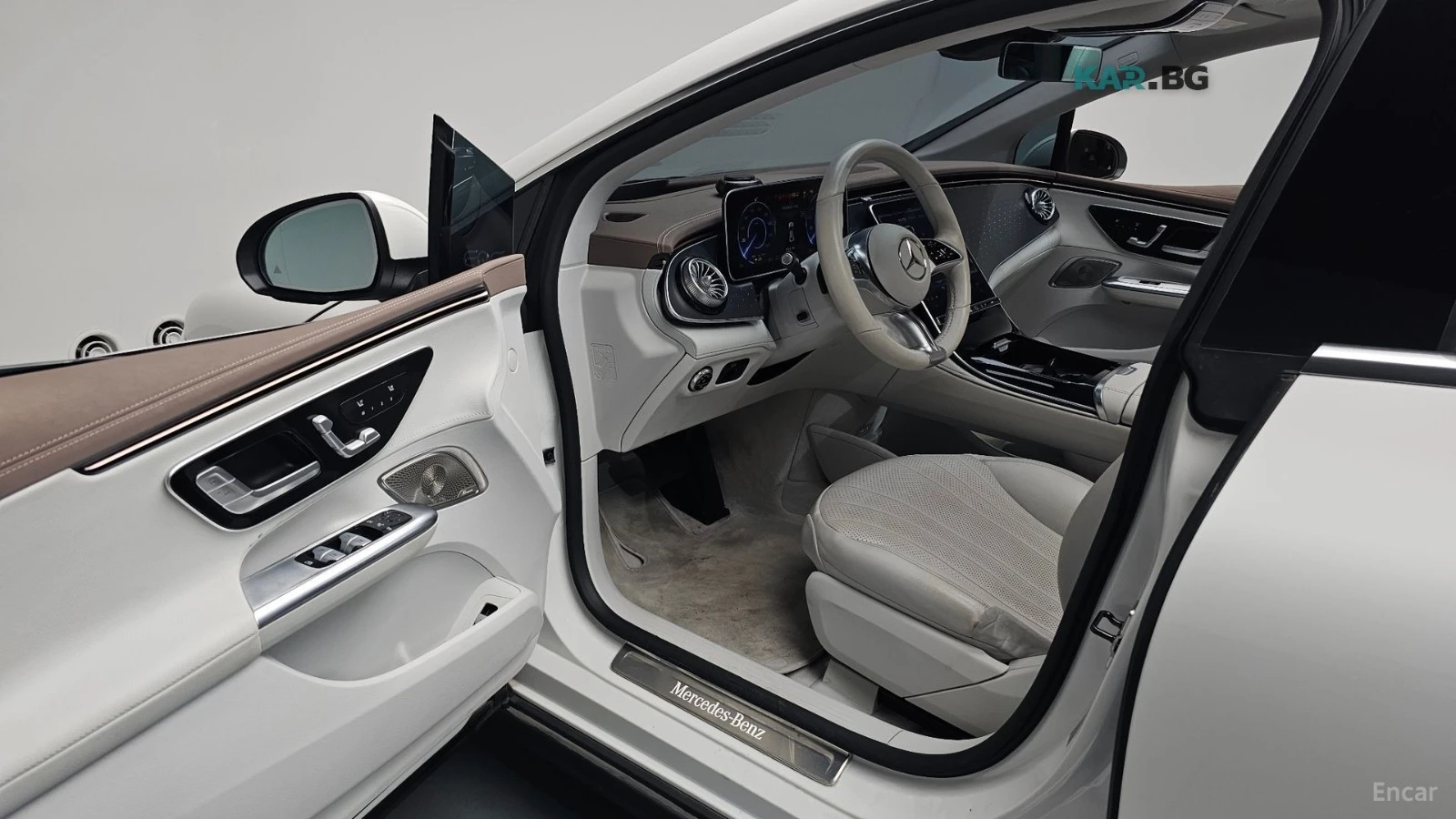 Mercedes-Benz EQE 300, снимка 9 - Автомобили и джипове - 56086116