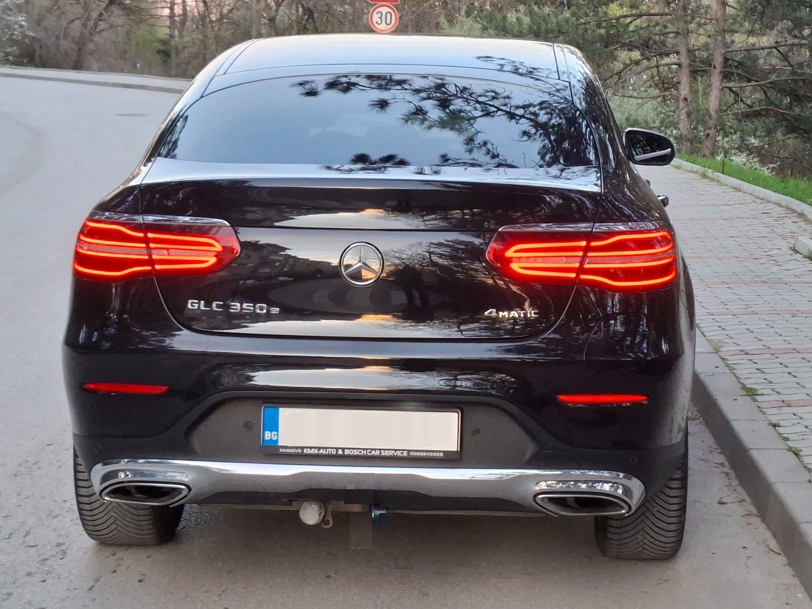 Mercedes-Benz GLC Coupe 350E Coupe PHEV, снимка 2 - Автомобили и джипове - 56434159