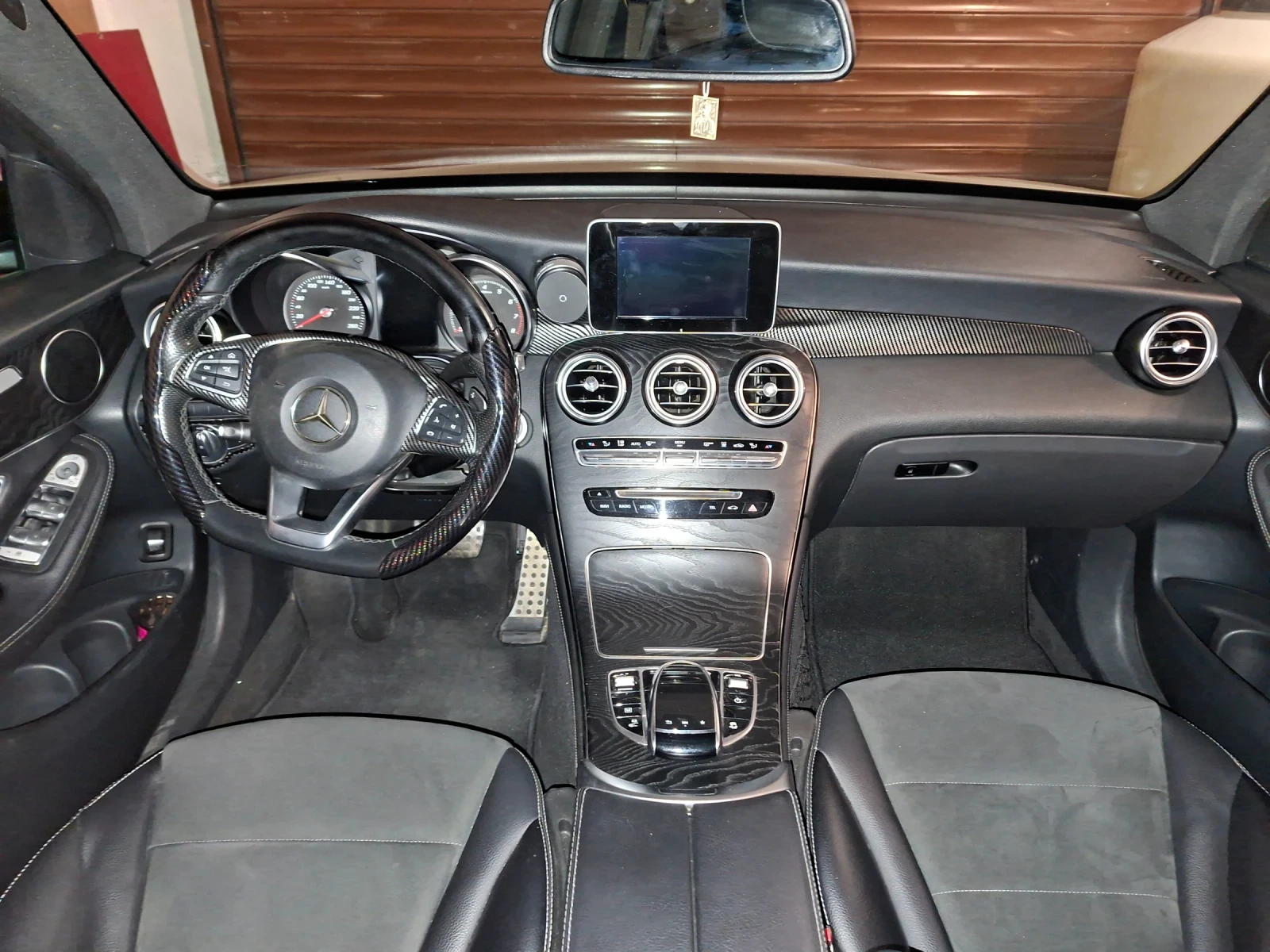 Mercedes-Benz GLC Coupe 350E Coupe PHEV, снимка 11 - Автомобили и джипове - 56434159