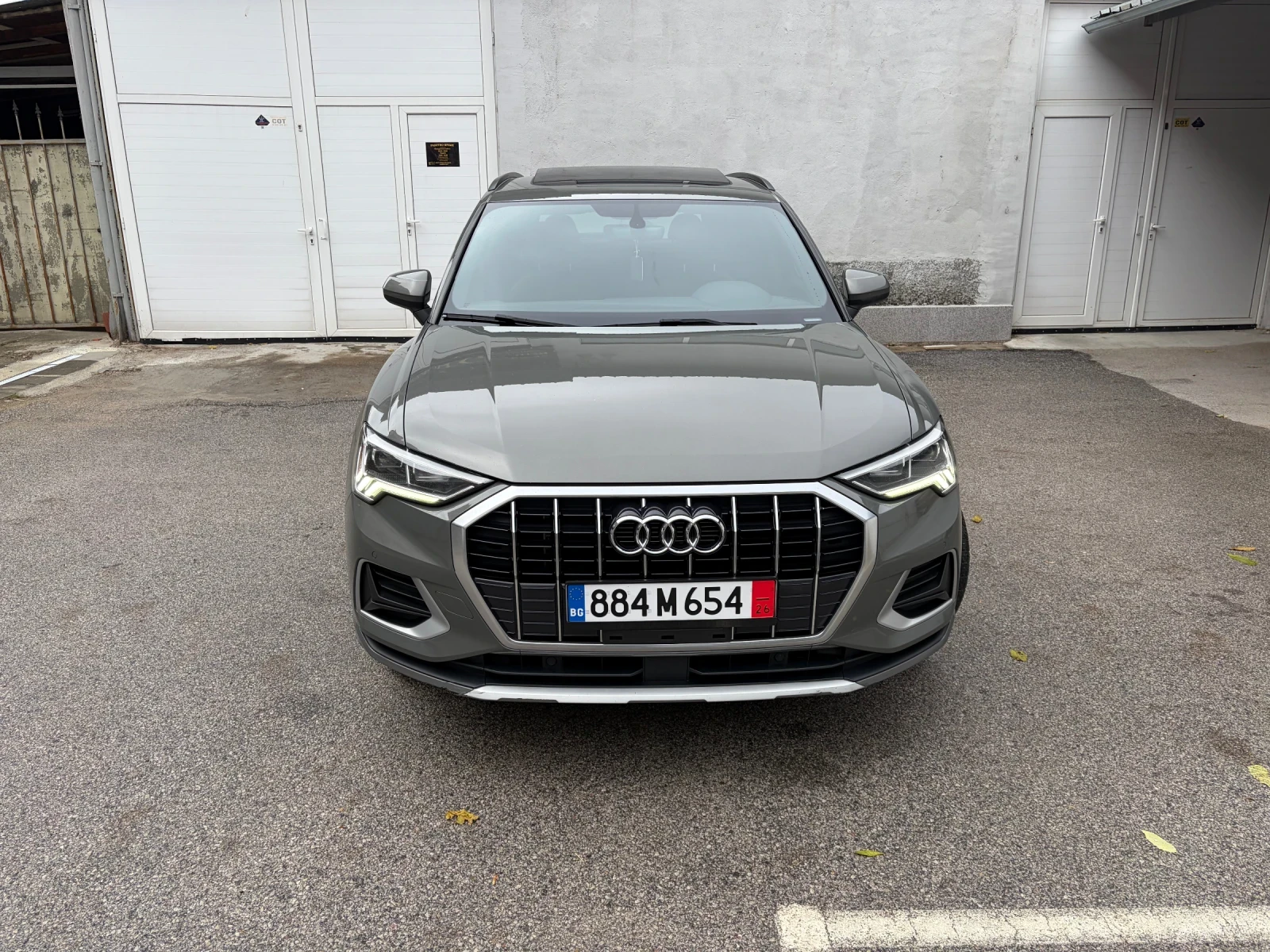 Audi Q3, снимка 2 - Автомобили и джипове - 56639518