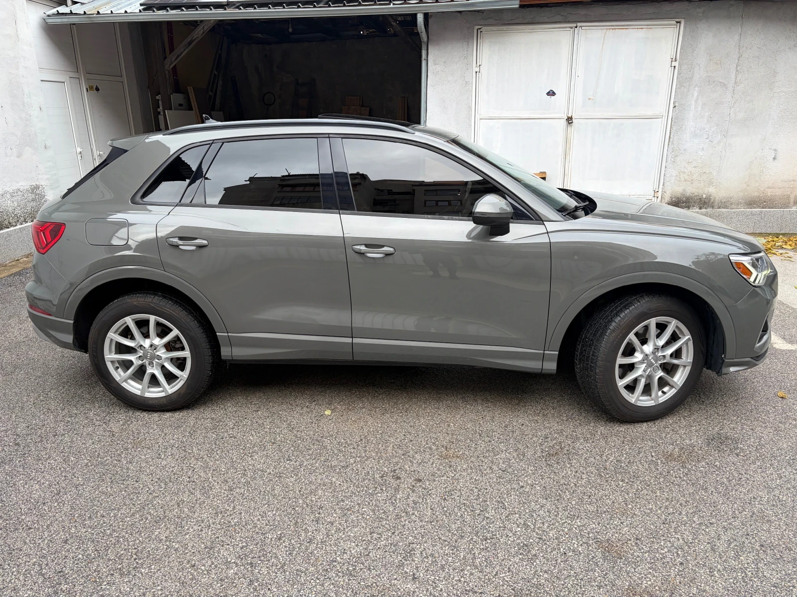 Audi Q3, снимка 5 - Автомобили и джипове - 56639518
