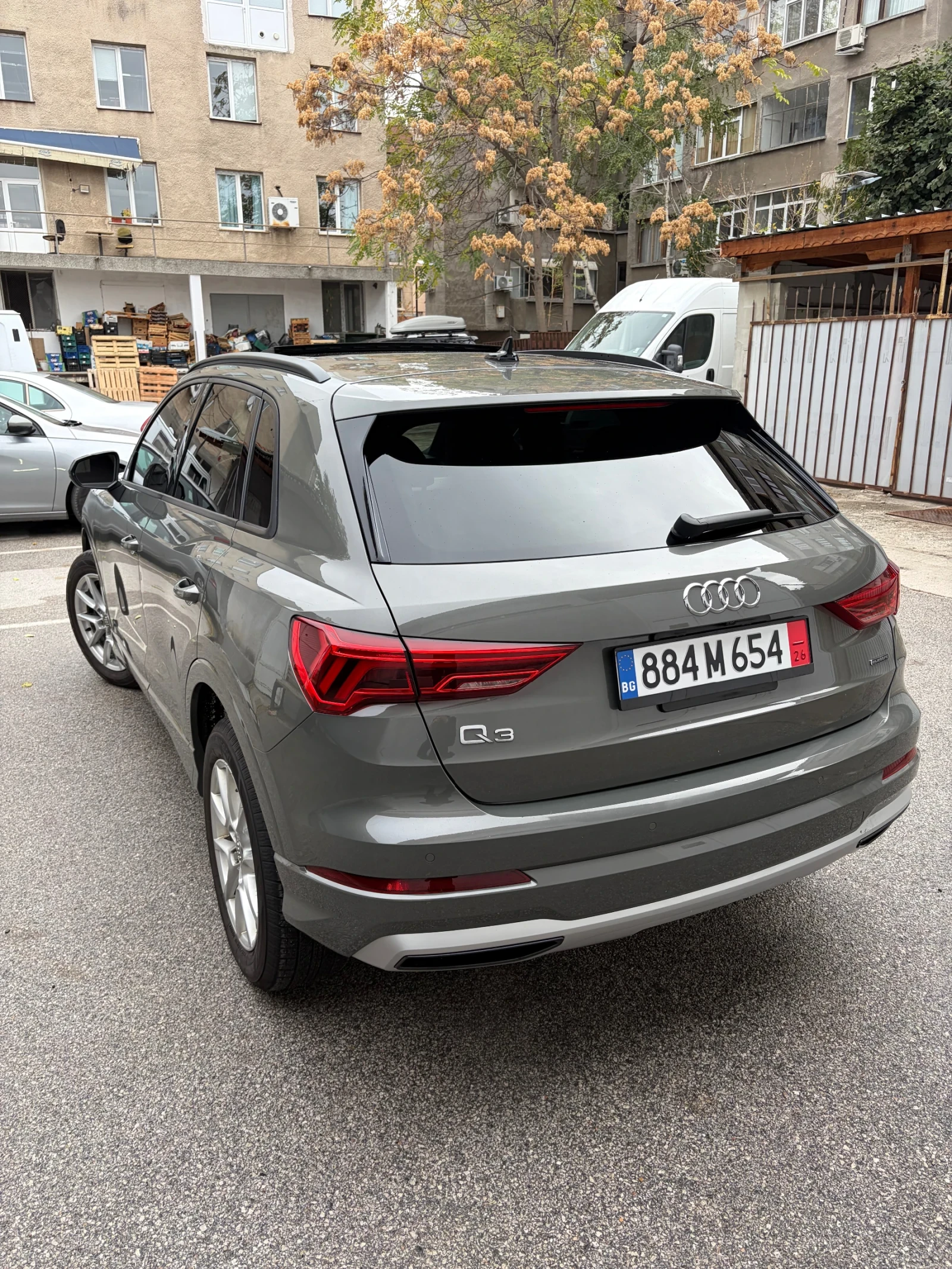 Audi Q3, снимка 7 - Автомобили и джипове - 56639518