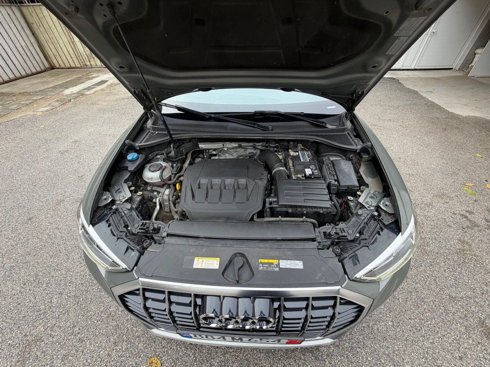 Audi Q3, снимка 8 - Автомобили и джипове - 56639518