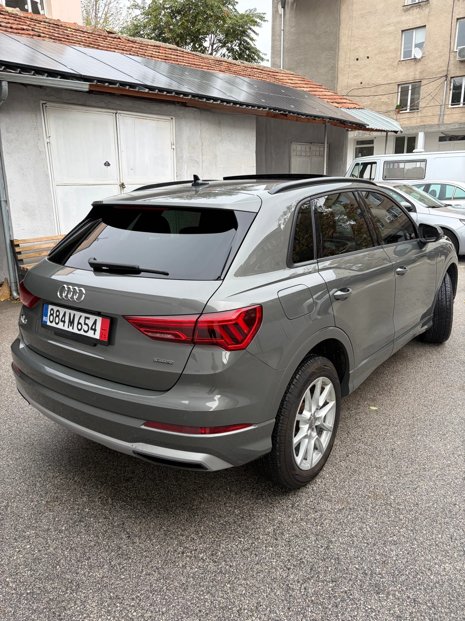 Audi Q3, снимка 6 - Автомобили и джипове - 56639518