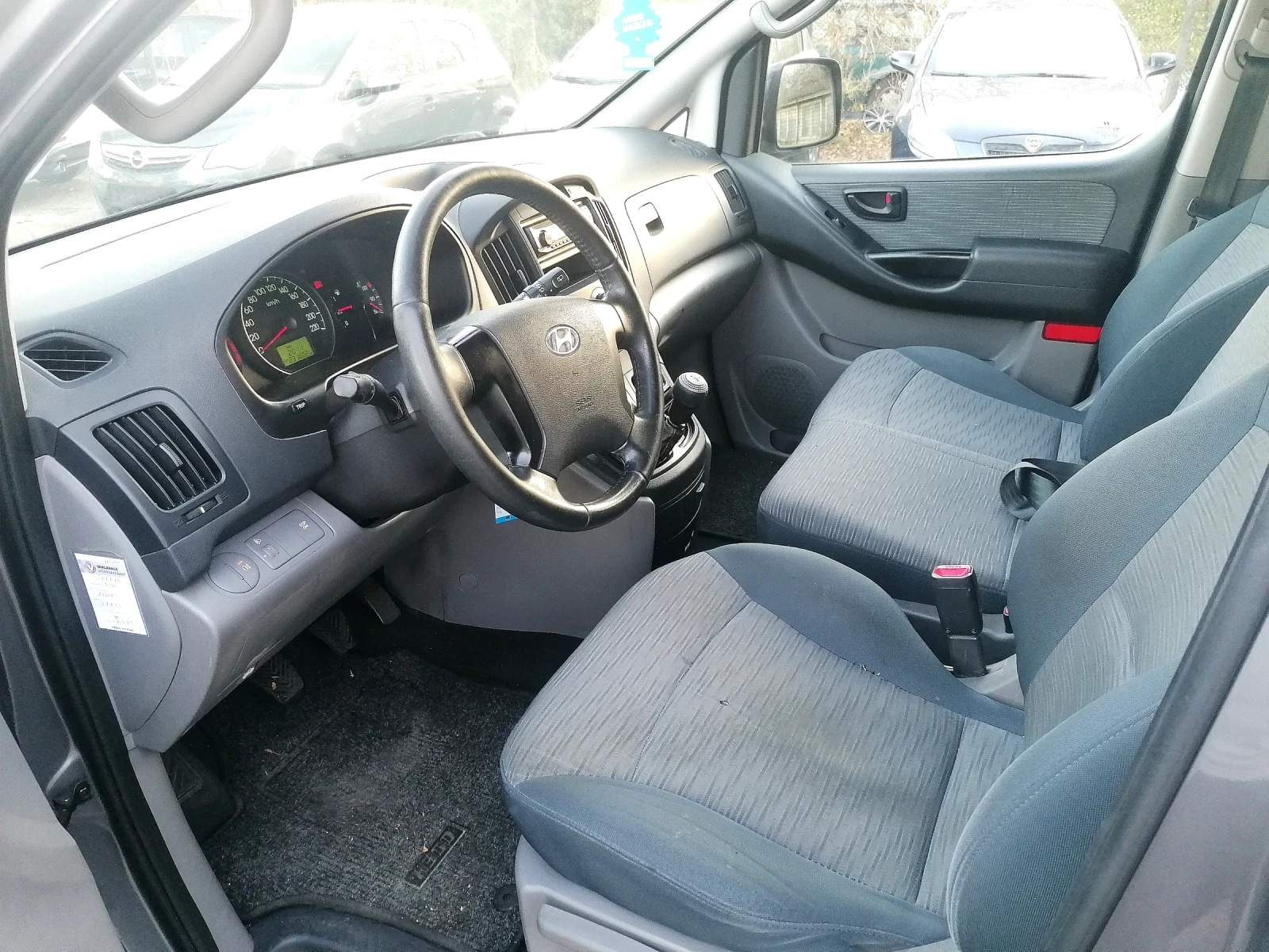 Hyundai H1 2.5 CRDI Double Cabine 5+ 1 - изображение 9