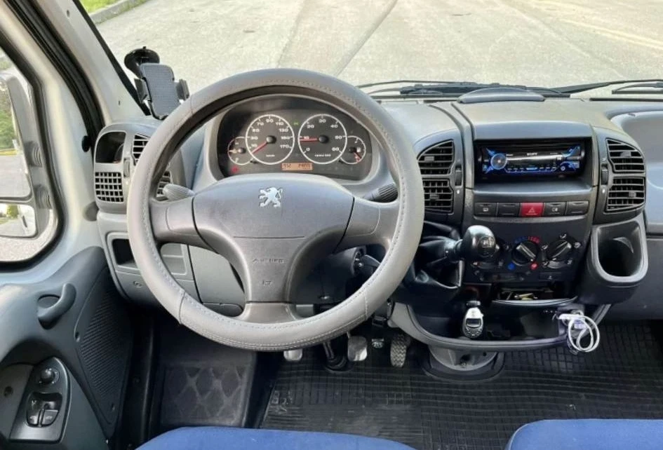 Peugeot Boxer 2.8 HDI - изображение 9