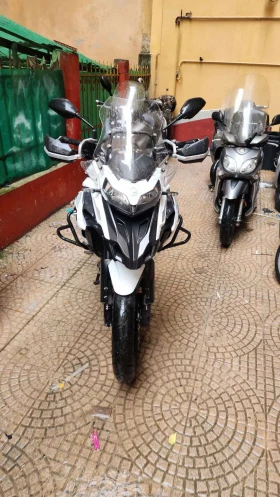     Benelli 500 TRK 502 X 2021 .  !!!