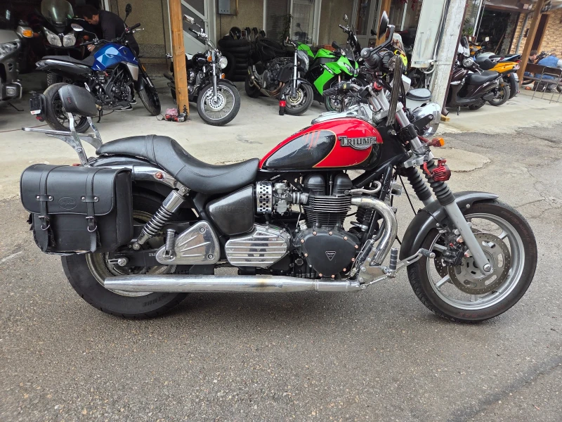 Triumph Speedmaster Внос от Швейцария с платено мито и ддс, снимка 4 - Мотоциклети и мототехника - 53076152