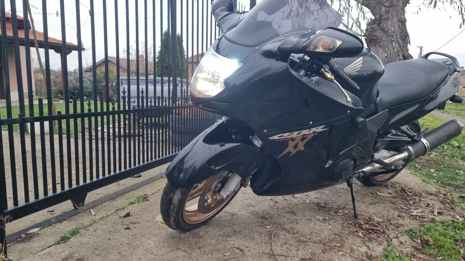 Honda Cbr Внос Honda BLACKBIRD 1100