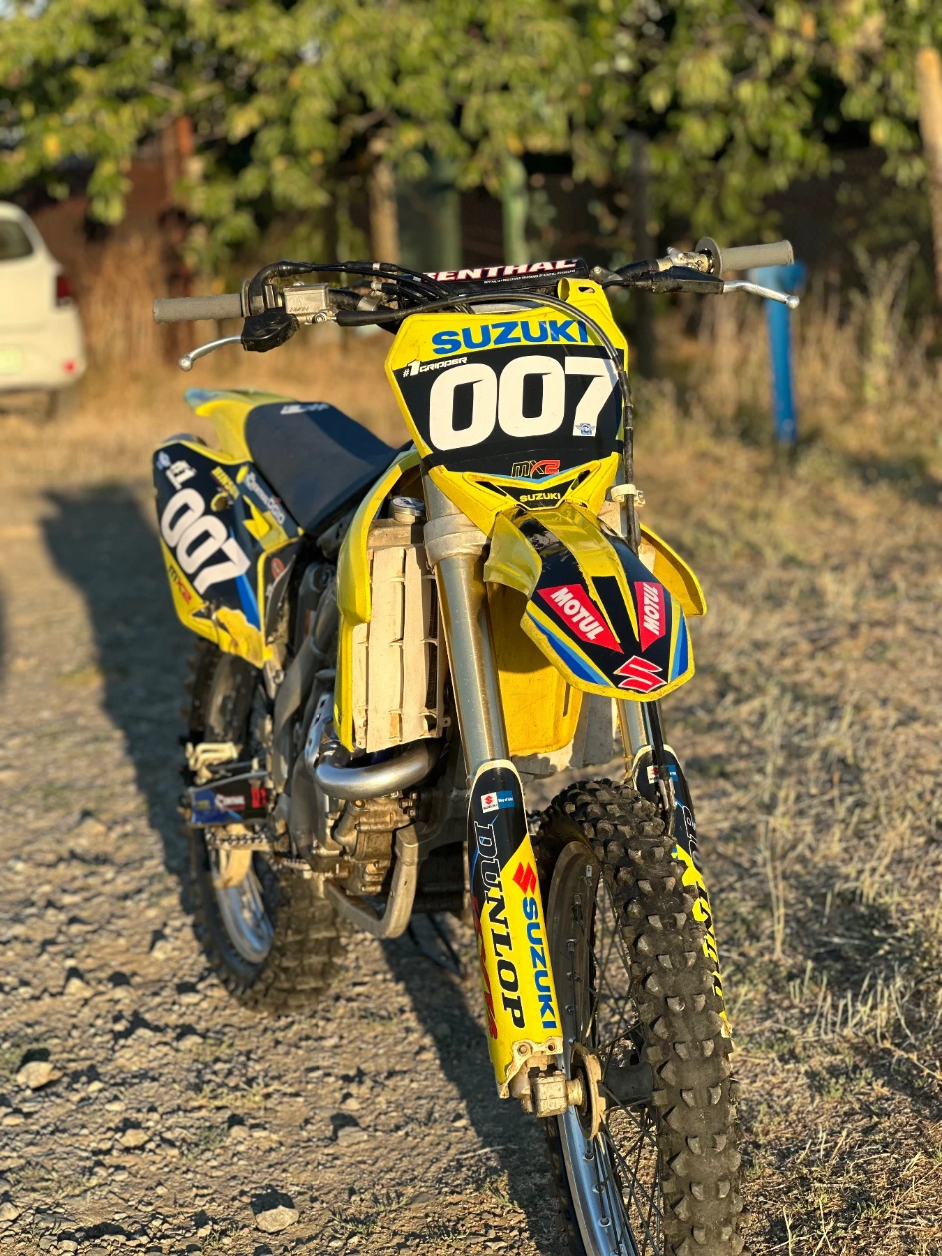 Suzuki Rmz