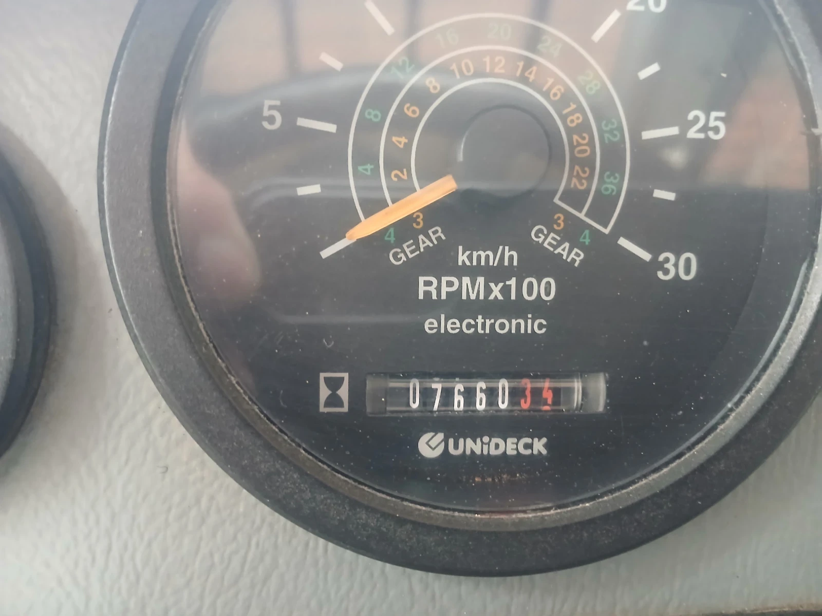 Телескопичен товарач New Holland LM425 ЛИЗИНГ, снимка 3 - Селскостопанска техника - 55633942