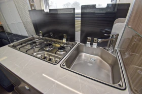 Каравана Fendt Tendenza 456 SFB, снимка 13