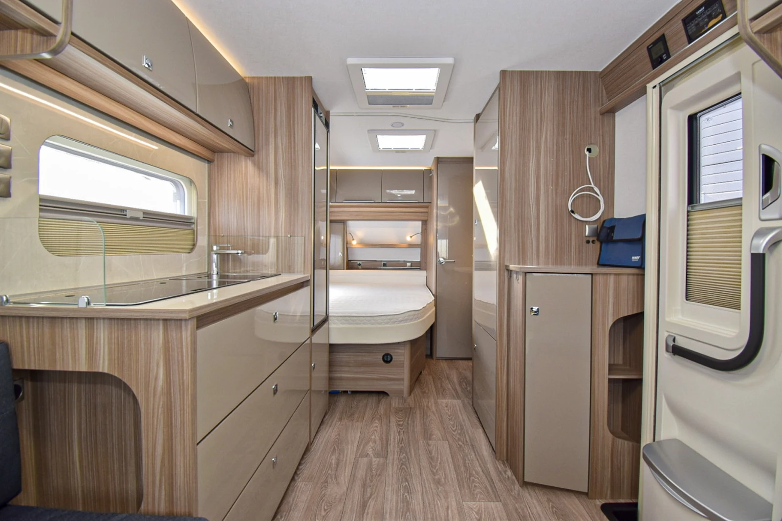 Каравана Fendt Tendenza 456 SFB - изображение 6