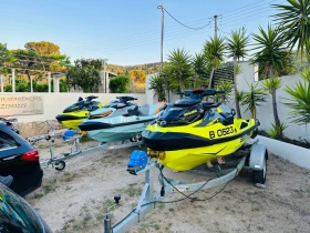 ����� �� �������� �� ���� Bombardier Sea Doo RXT X 300 RS