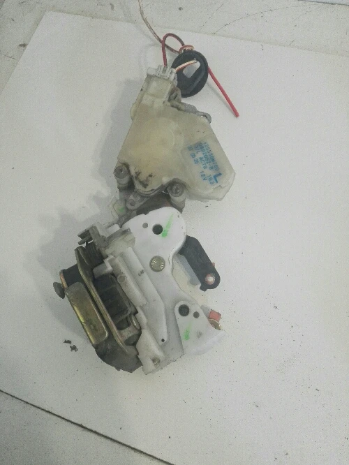 Брава врата задна лява Нисан Алмера Тино