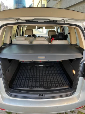 VW Touran 2.0 TDI , снимка 5