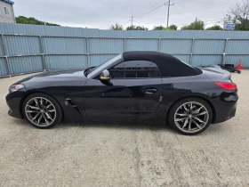 BMW Z4 M40i* HARMAN KARDON* 360 CAM* HEAD-UP* ОБДУХВАНЕ* , снимка 4