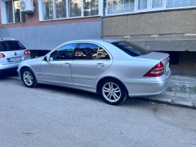    Mercedes-Benz C 320