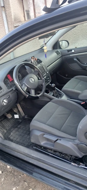 VW Golf - 2300 € / 4498.41 лв. - 13248695 10